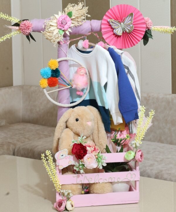 baby shower hamper